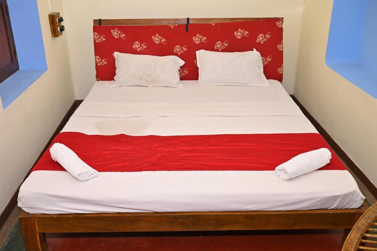 Les Boganveillea Heritage Guest House Auroville Exteriör bild