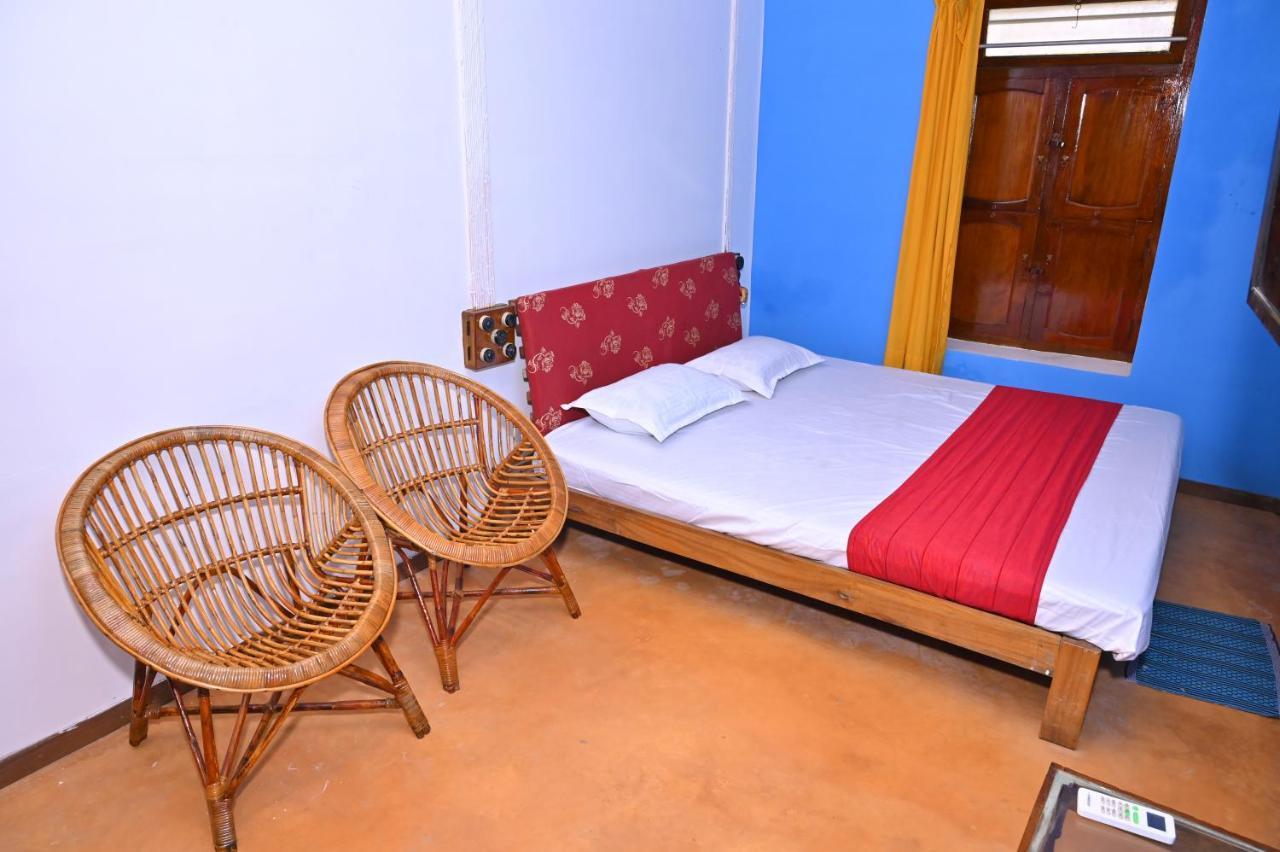 Les Boganveillea Heritage Guest House Auroville Exteriör bild