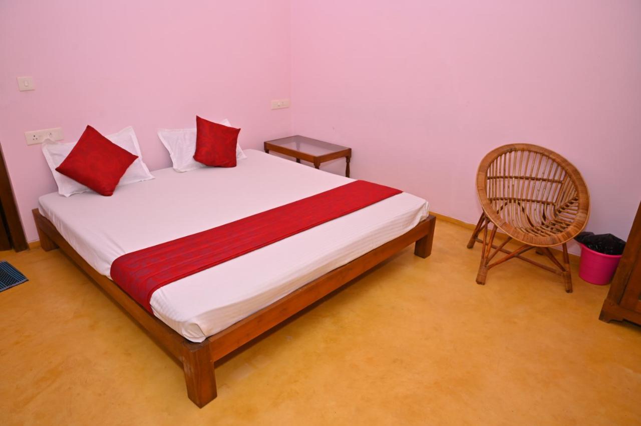 Les Boganveillea Heritage Guest House Auroville Exteriör bild