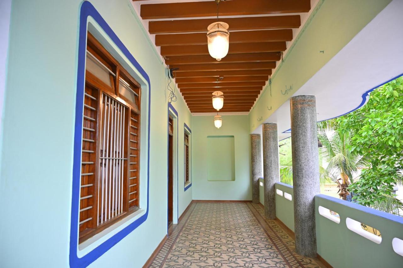 Les Boganveillea Heritage Guest House Auroville Exteriör bild