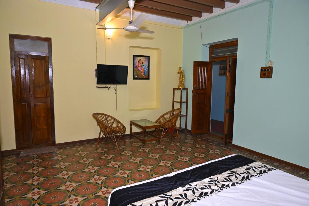 Les Boganveillea Heritage Guest House Auroville Exteriör bild