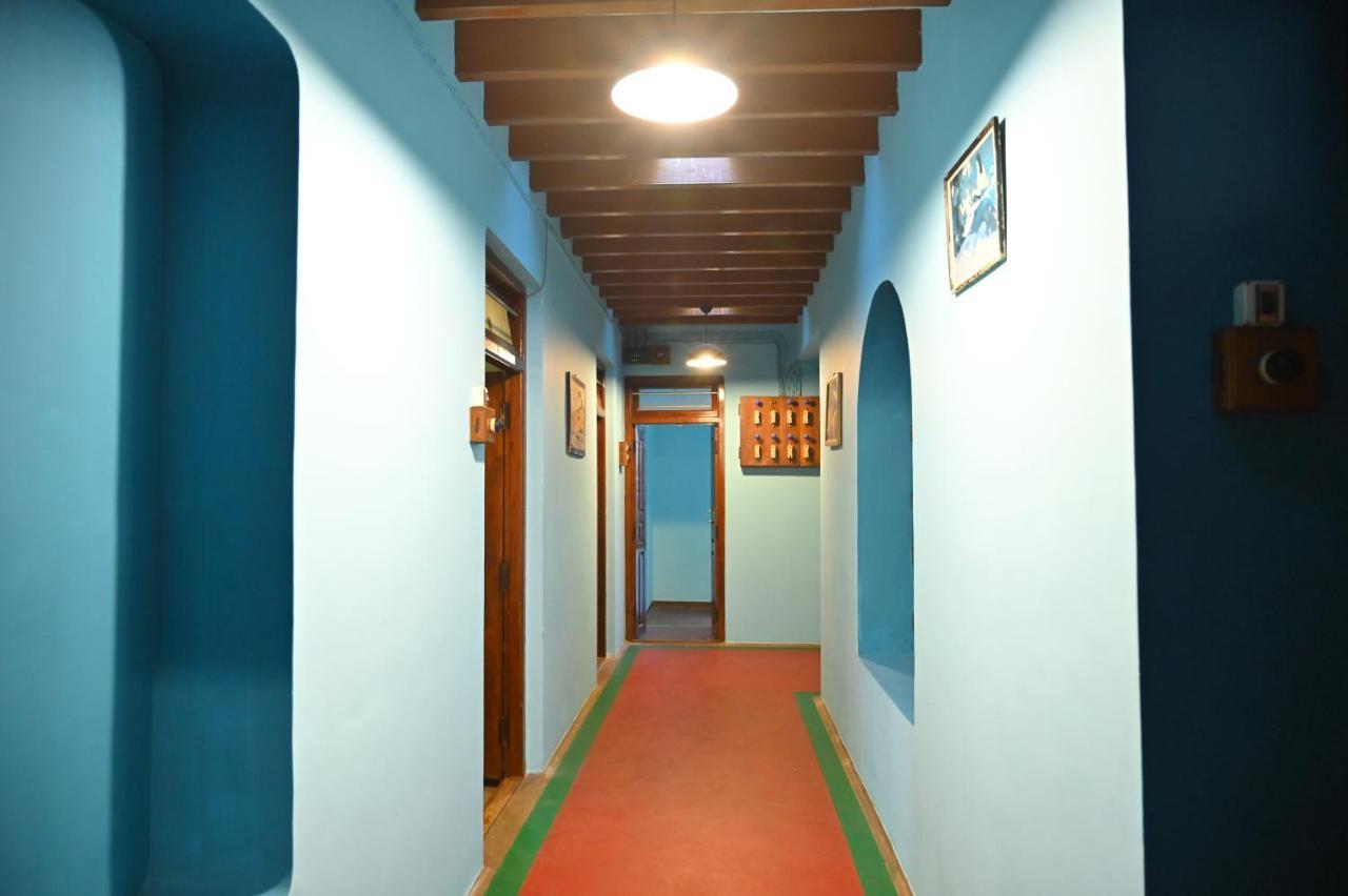 Les Boganveillea Heritage Guest House Auroville Exteriör bild