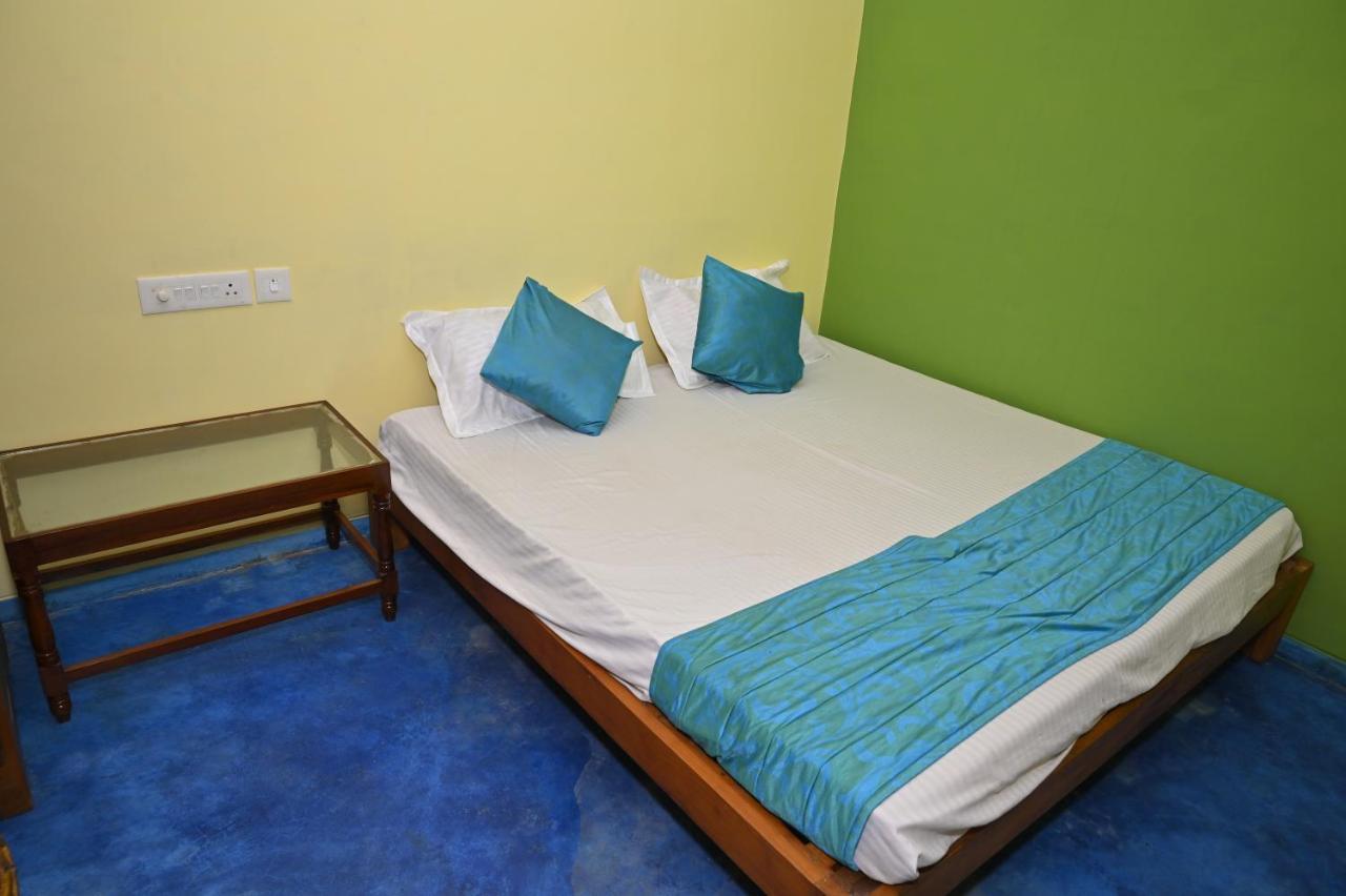 Les Boganveillea Heritage Guest House Auroville Exteriör bild