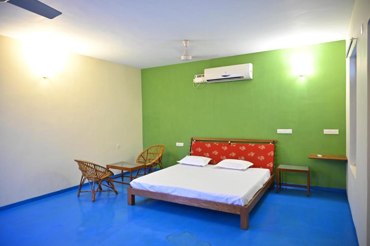 Les Boganveillea Heritage Guest House Auroville Exteriör bild