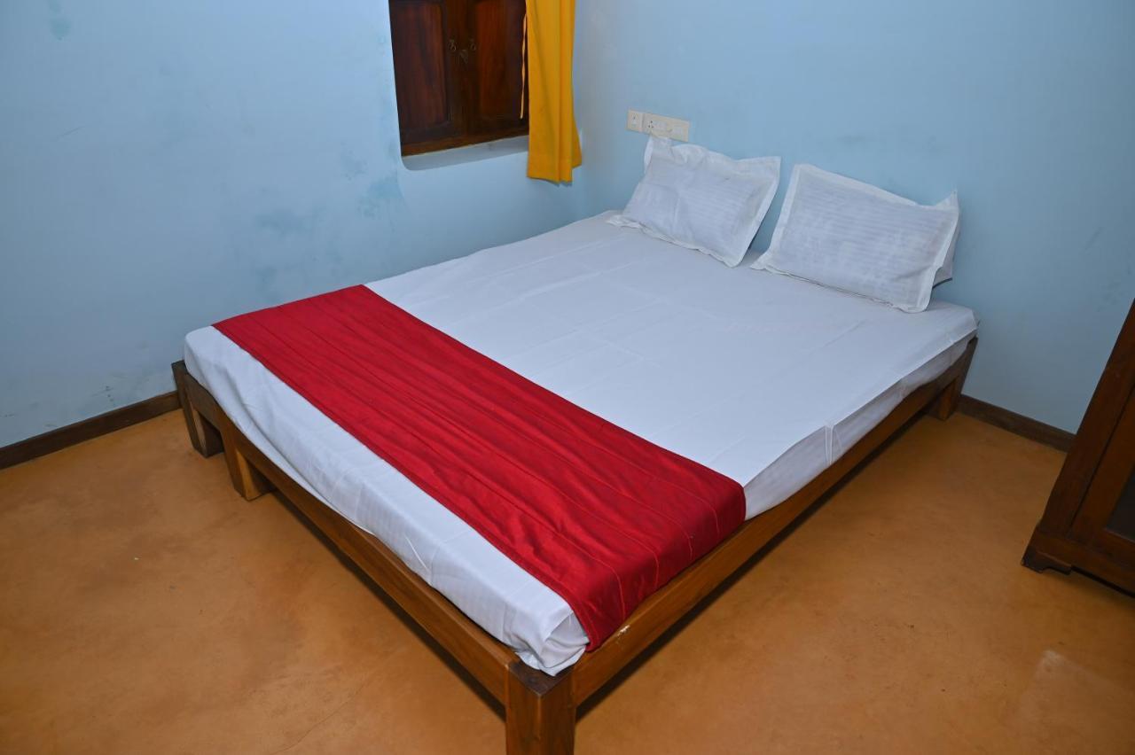 Les Boganveillea Heritage Guest House Auroville Exteriör bild