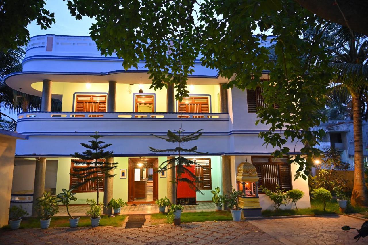 Les Boganveillea Heritage Guest House Auroville Exteriör bild