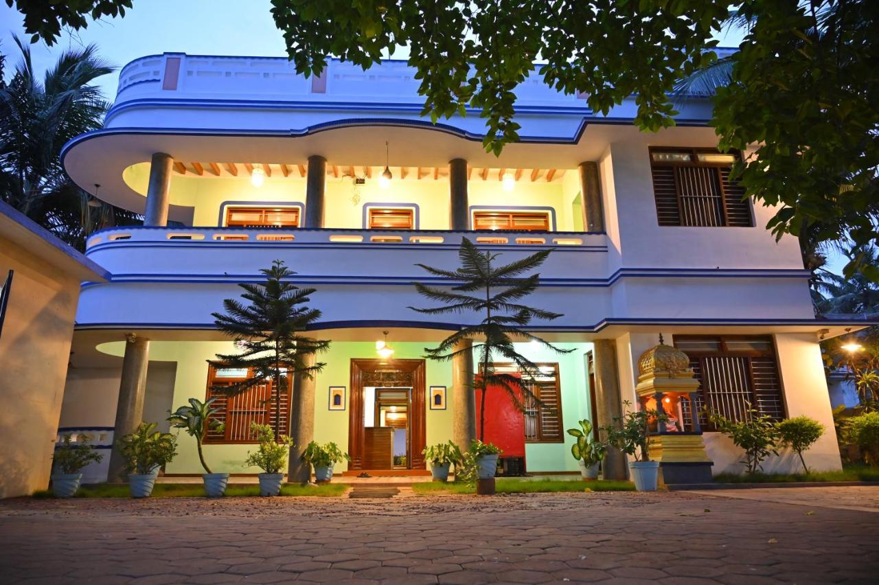 Les Boganveillea Heritage Guest House Auroville Exteriör bild